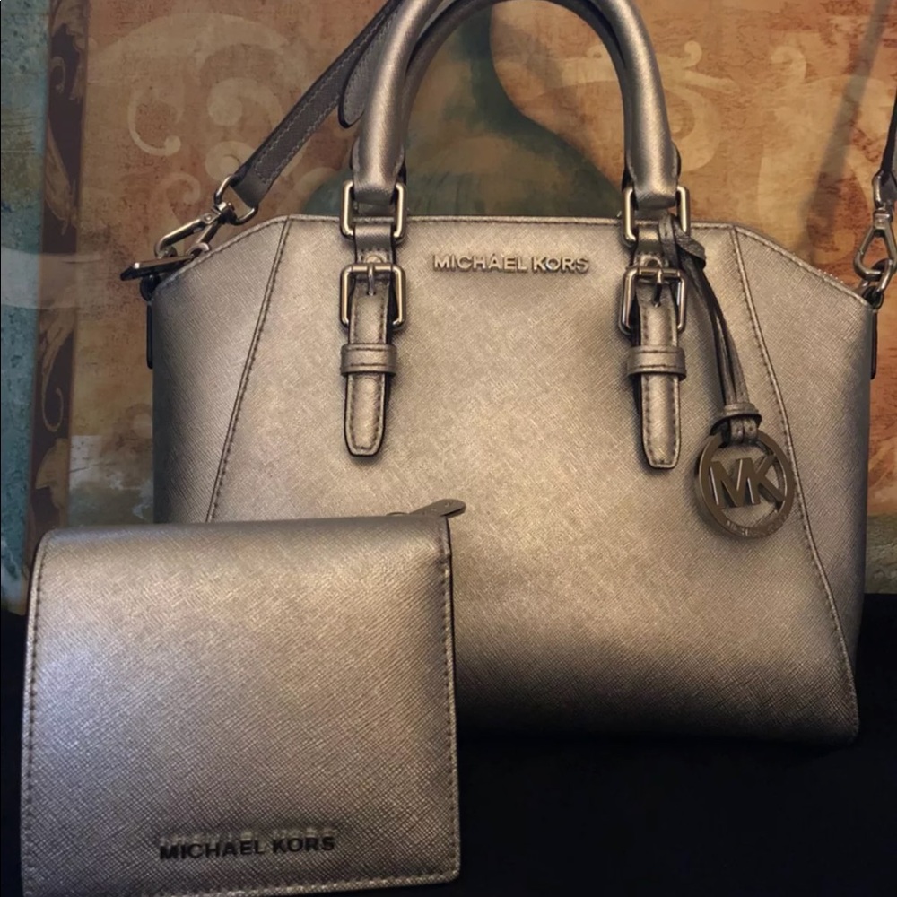 Michael Kors set
